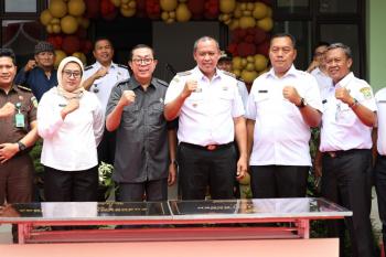 Wali Kota Tri Adhianto Resmikan Puskesmas Jatirangga dan Jatiraden